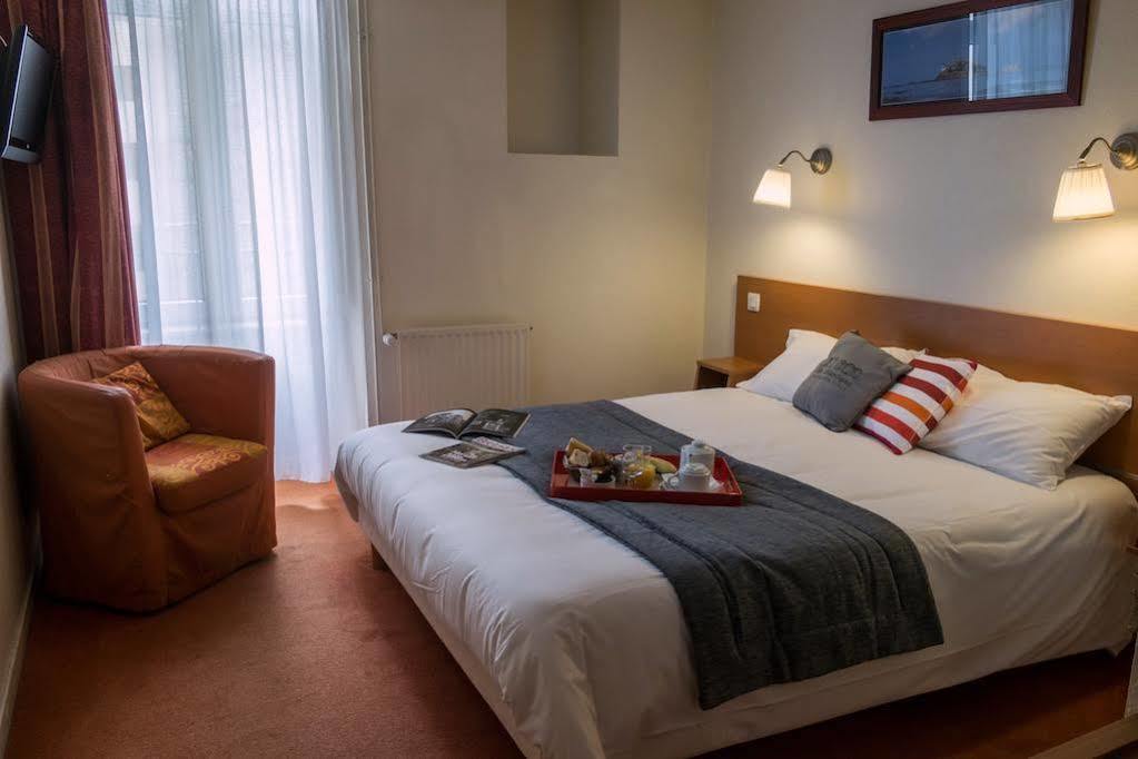 Hotel Du Port モルレー エクステリア 写真